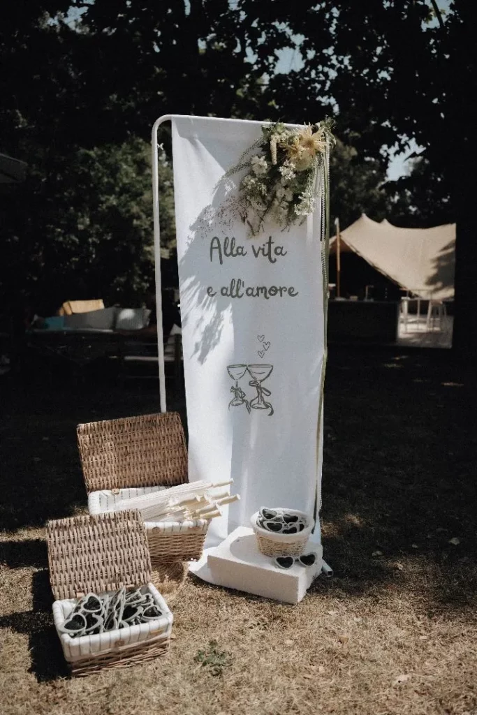 Signalétique poétique Prestations de decoration de mariage moderne en Provence